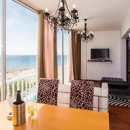 Alexia فيلة بلايا هوندا